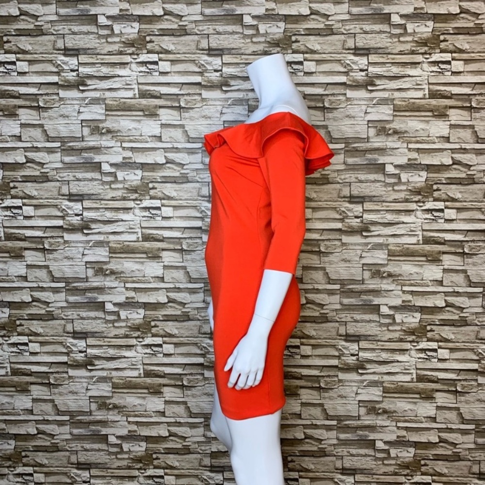 Red Off Shoulder Ruffle Bodycon Dress - Picture 5 of 6